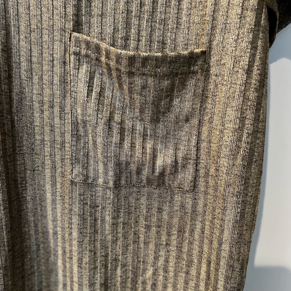She + Sky mocha Metallic short sleeve top sz Med NWT - Picture 4 of 5